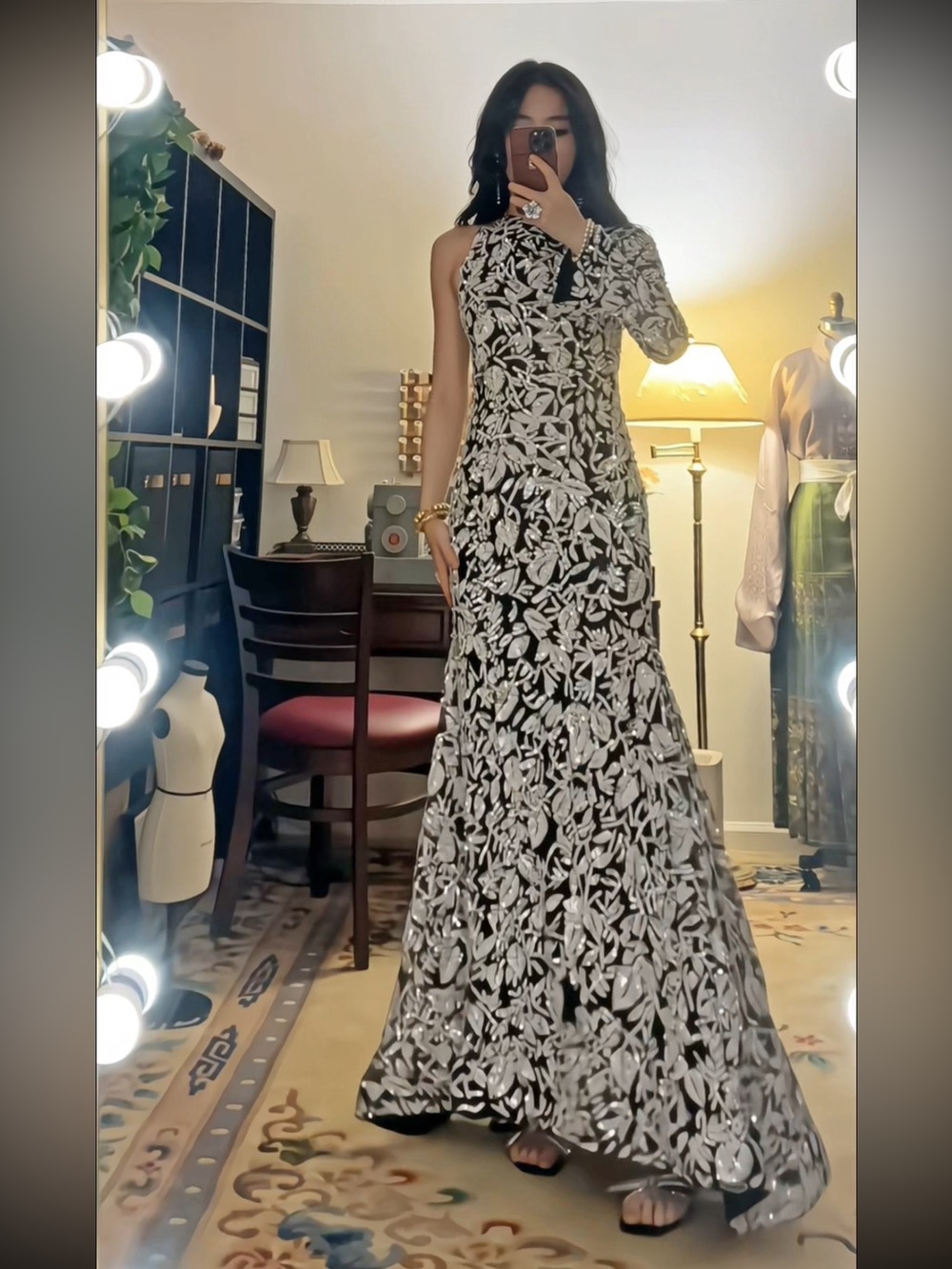 Rachel Gilbert Black One-Shoulder White Sequin Trumpet Gown AU1/US4 NWT